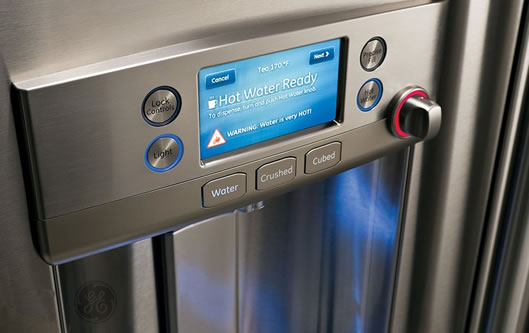 GE PROFILE提供热水的冰箱